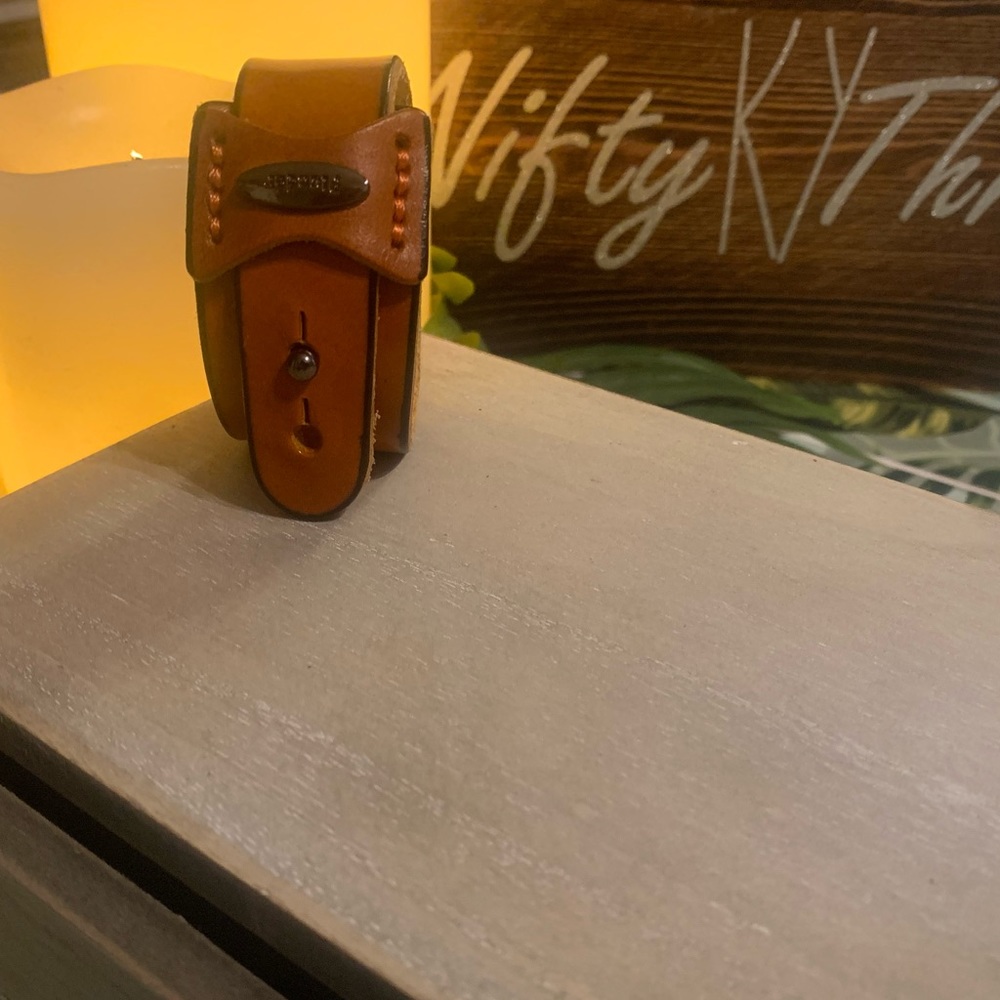 Plunder leather banded bracelet, saddle tan.